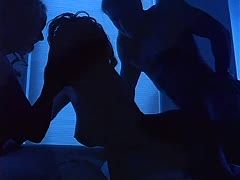 Hetero-Paar hat Dreier-Sex mit Bi-Schwanz