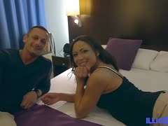pornos-fuer-frauen pornhub-pornos amateur-pornos blasen-pornos ficken von hinten, rasierte möse, lecken, penis blasen, schwanz reiten, amateur paar, kamera