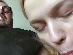 teen-pornos alt-und-jung-pornos behaarte muschi, behaarte fotze, amateur teen, echte titten, geile teen, retro