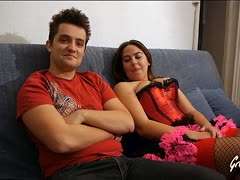 redtube-pornos amateur-pornos blasen-pornos bruenette-pornos dessous, amateur girl, brünette ficken, muschi bumsen, girl beim blasen, brustwarzen knabbern