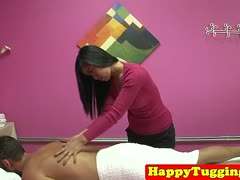 geiler handjob,sperma spritzen,asia girl,massage,naturbrüste,ausziehen