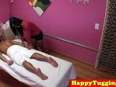 geiler handjob,sperma spritzen,asia girl,massage,naturbrüste,ausziehen