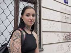 deutsche-pornos teen-pornos amateur-pornos schwarzhaarige-pornos schwanz reiten, deutsches teen, geile schwarzhaarige, casting, girl beim blasen, tätowierte mädchen