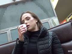 deutsche-pornos xnxx-pornos amateur-pornos bruenette-pornos doggystyle, ausziehen, deutsche bumsen, brünette amateurin, casting, girl beim blasen, taschengeld