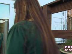 redtube-pornos lesben-pornos sexspielzeuge-pornos bruenette-pornos dildo bumsen, strap on, geile lesben, küche, dildo reiten, küssen