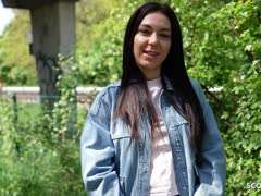 deutsche-pornos xnxx-pornos amateur-pornos naturtitten-pornos doggystyle, amateur girl, ausziehen, deutsche bumsen, dunkelhaarig, casting